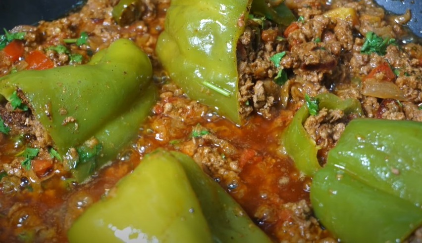 Shimla-Mirch-Keema-Recipe-MahiKitchenRecipes.com